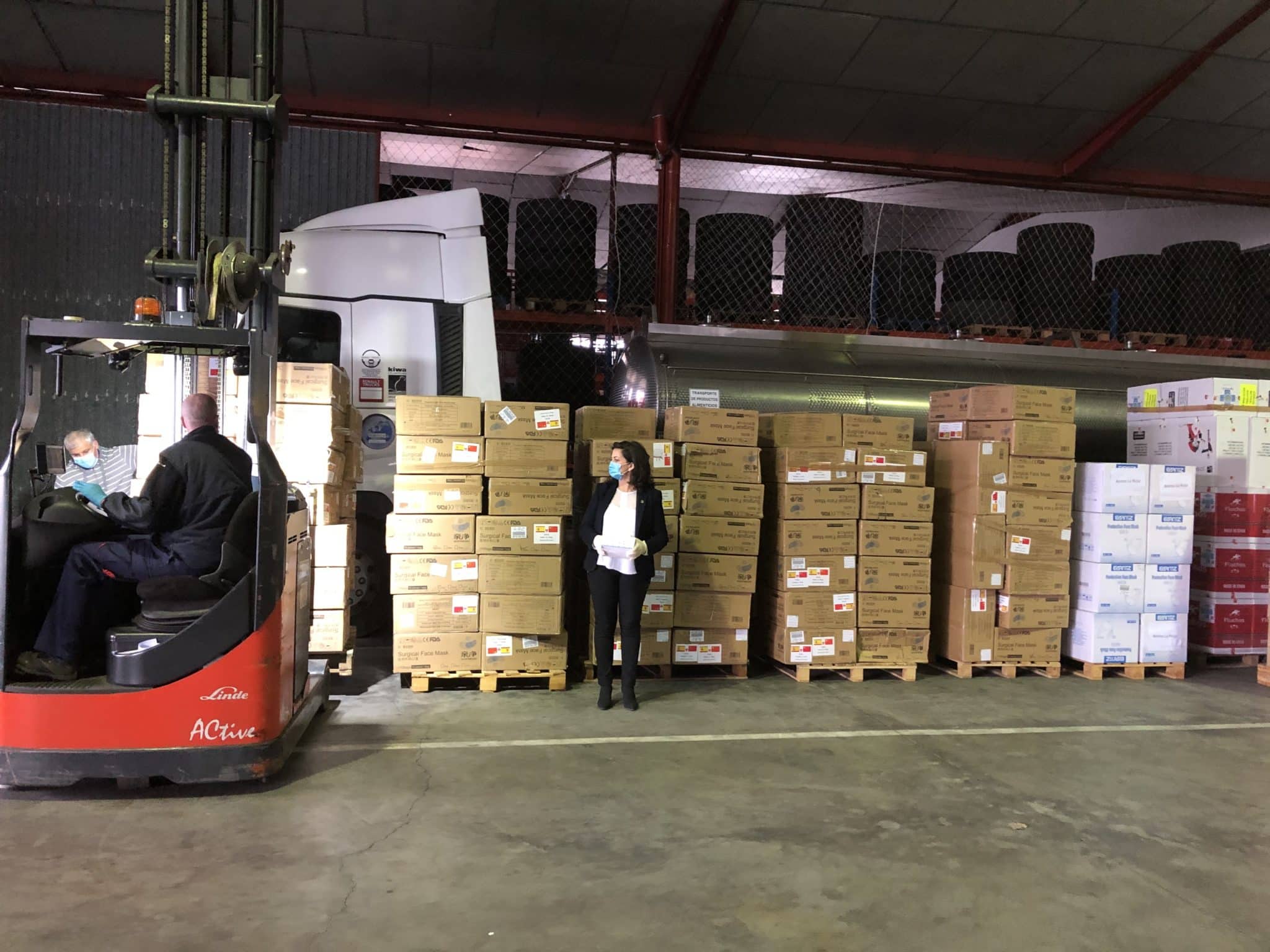 La Rioja recibe más de 600.000 nuevas unidades de material contra el coronavirus