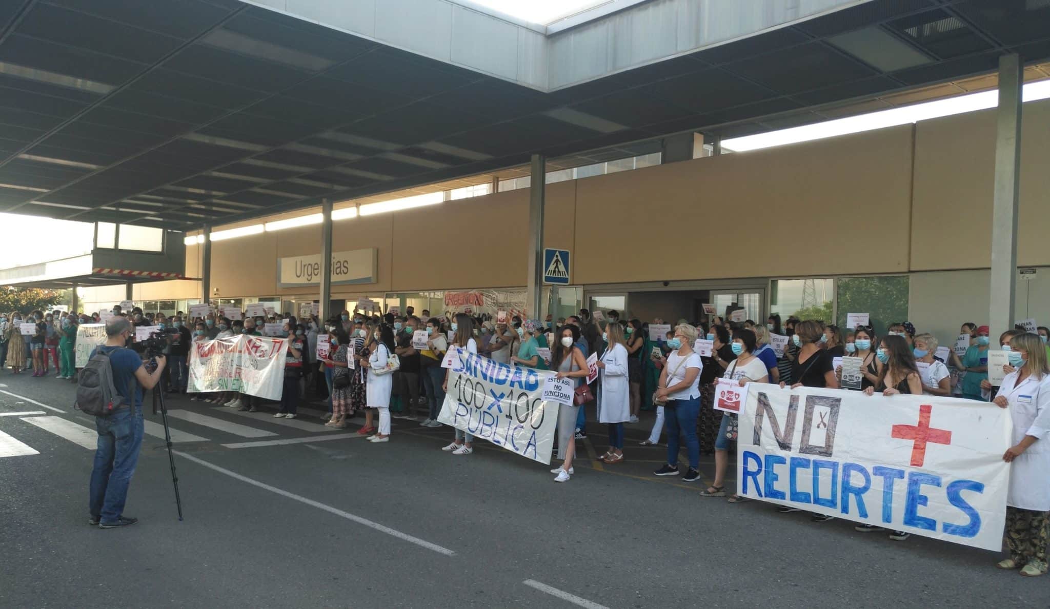 Los profesionales de Urgencias del San Pedro lanzan un SOS: “Falta de personal y espacio”