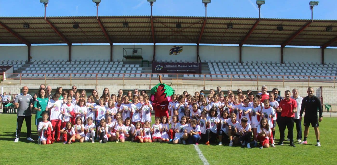 La FRF organiza en Santo Domingo una jornada de promoción del fútbol femenino 1