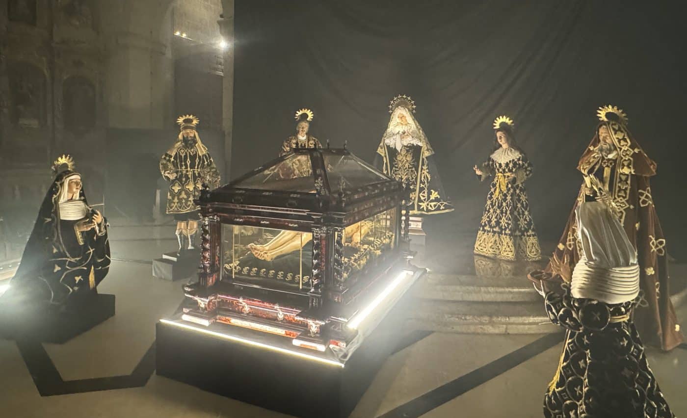 Las imágenes del Duelo de la Semana Santa de Sevilla salen por primera vez de Andalucía a La Rioja 1