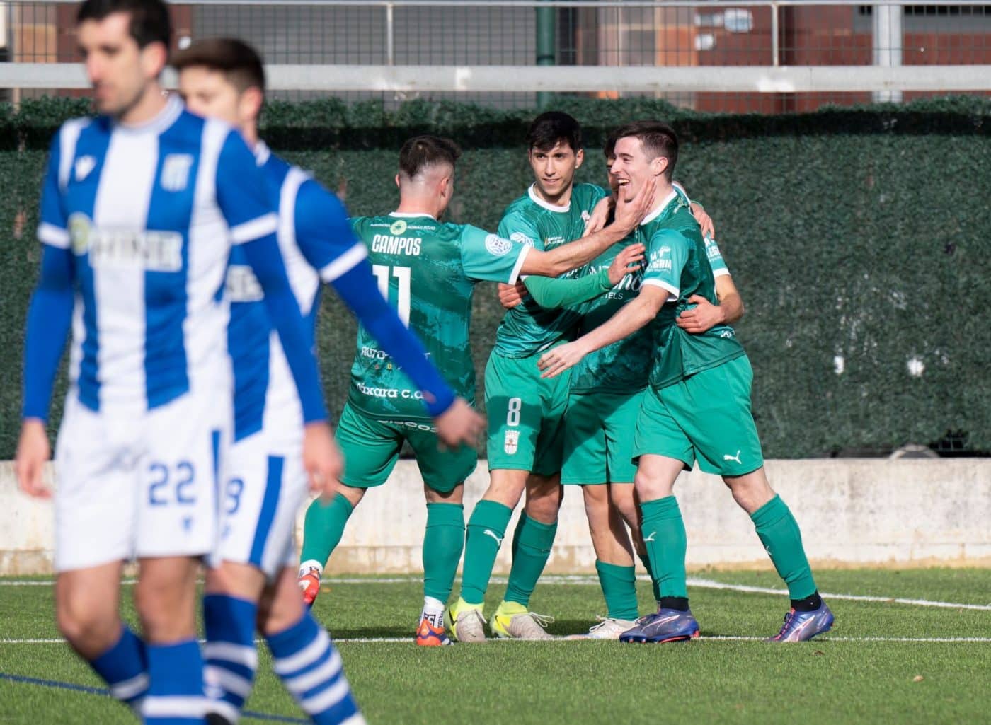 Regalo de Reyes anticipado: El Náxara estrena el nuevo año con triunfo ante el Beasain