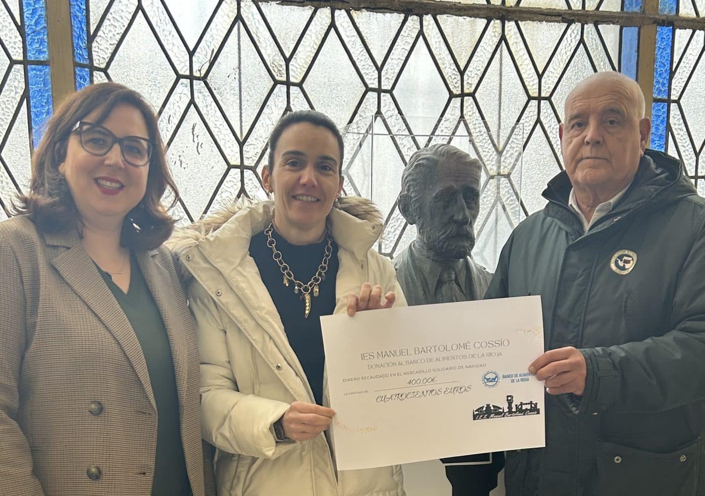 El IES Manuel Bartolomé Cossío recauda 400 euros para el Banco de Alimentos con un mercadillo solidario