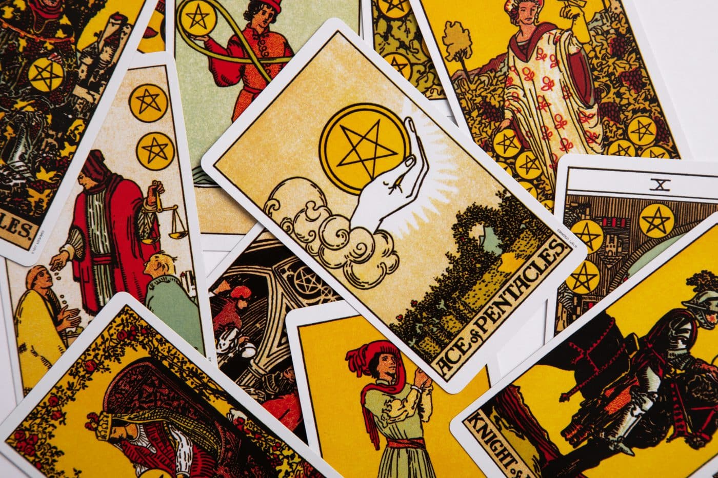 Por qué Astroideal se ha convertido en la plataforma de tarot online con mayor estructura profesional en España