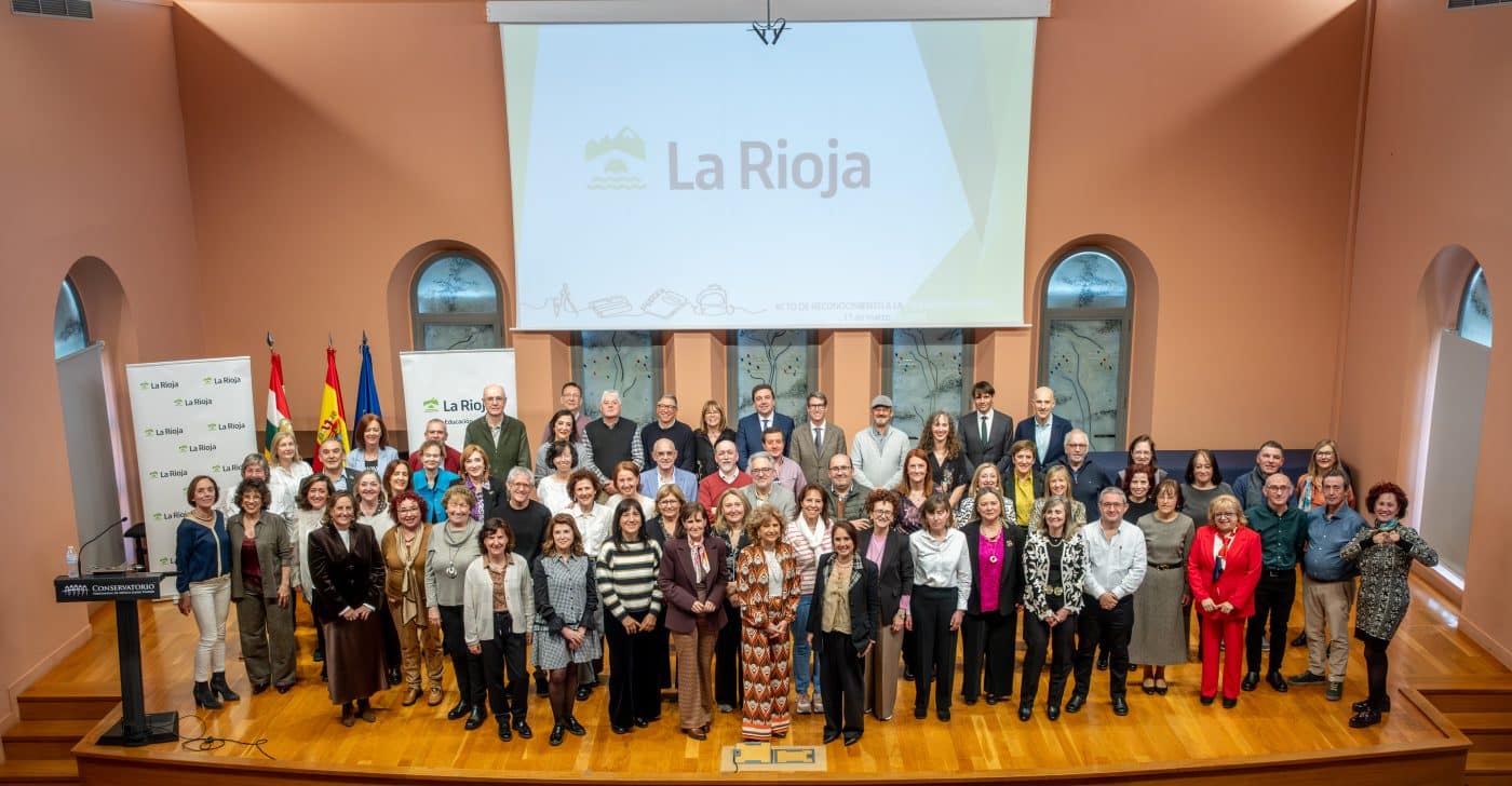 Capellán agradece la labor de los 81 docentes riojanos jubilados en el último año