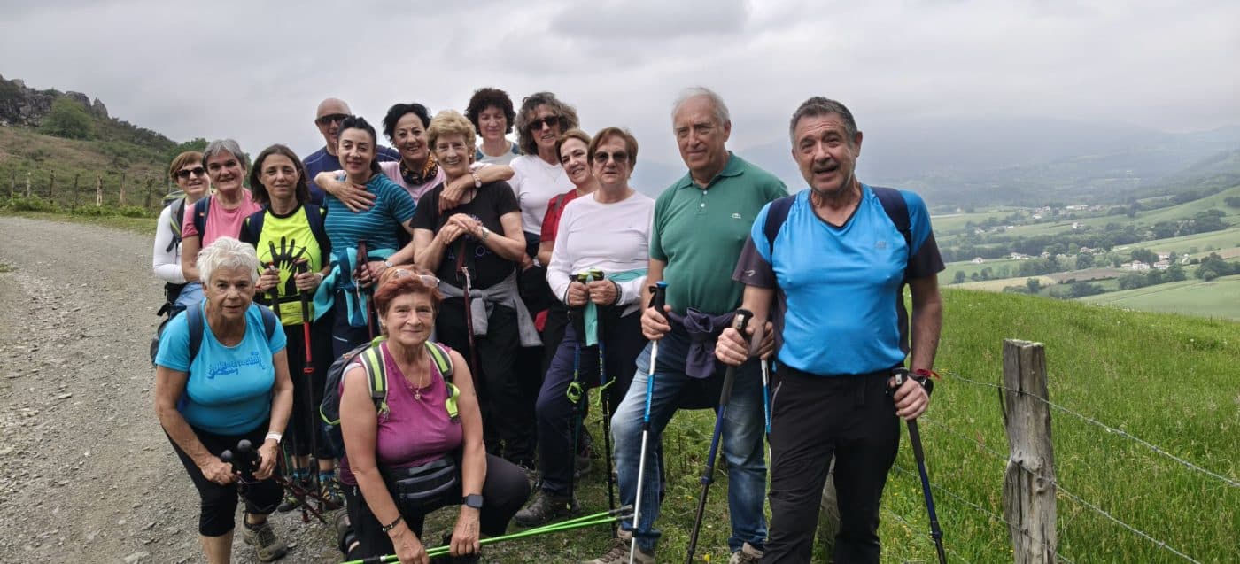 Amigos del Camino de Santiago de Haro-Rioja Alta recorren el histórico Camino de Baztán