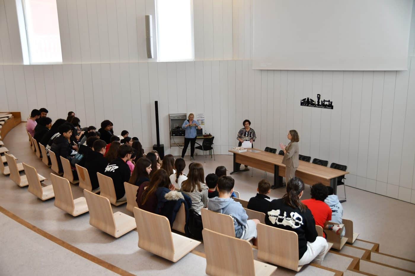 Haro y Fuenmayor celebran el primer hermanamiento entre institutos de La Rioja para fomentar la convivencia escolar
