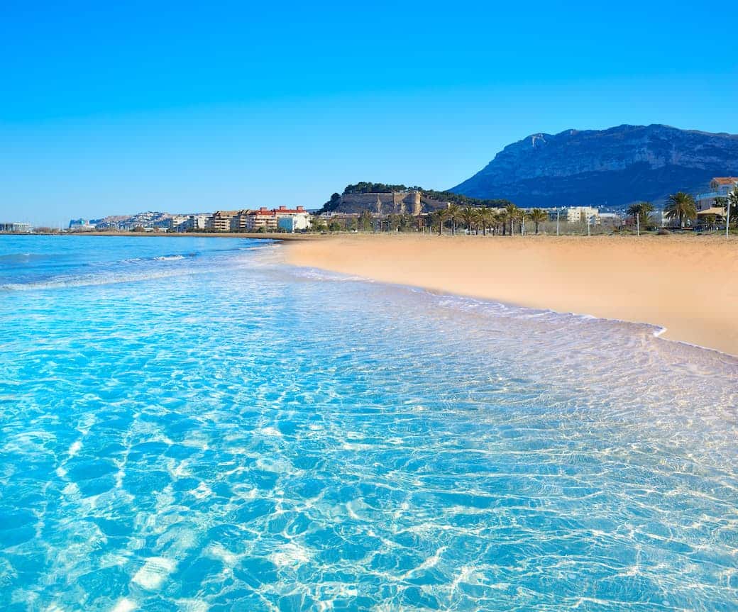 Invertir en Denia: el momento perfecto para comprar un apartamento en la Costa Blanca 