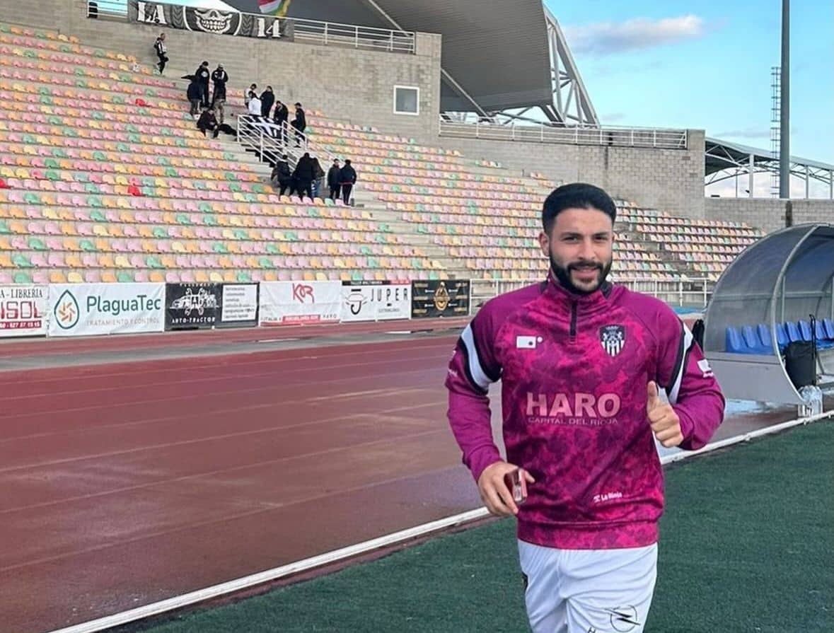 Riverol vuelve a pisar el césped: primer paso hacia su regreso con el Haro