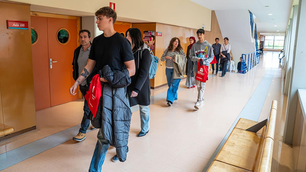 Abierta la convocatoria de ayudas para financiar la gratuidad de la matrícula universitaria de primero y segundo curso en la UR
