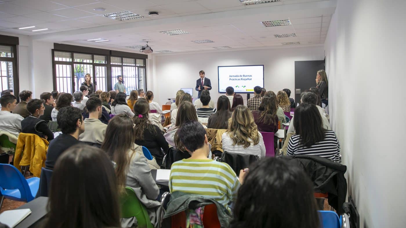 El Colegio de la Vega lleva sus retos geométricos con palillos a la Jornada de Buenas Prácticas RiojaMat