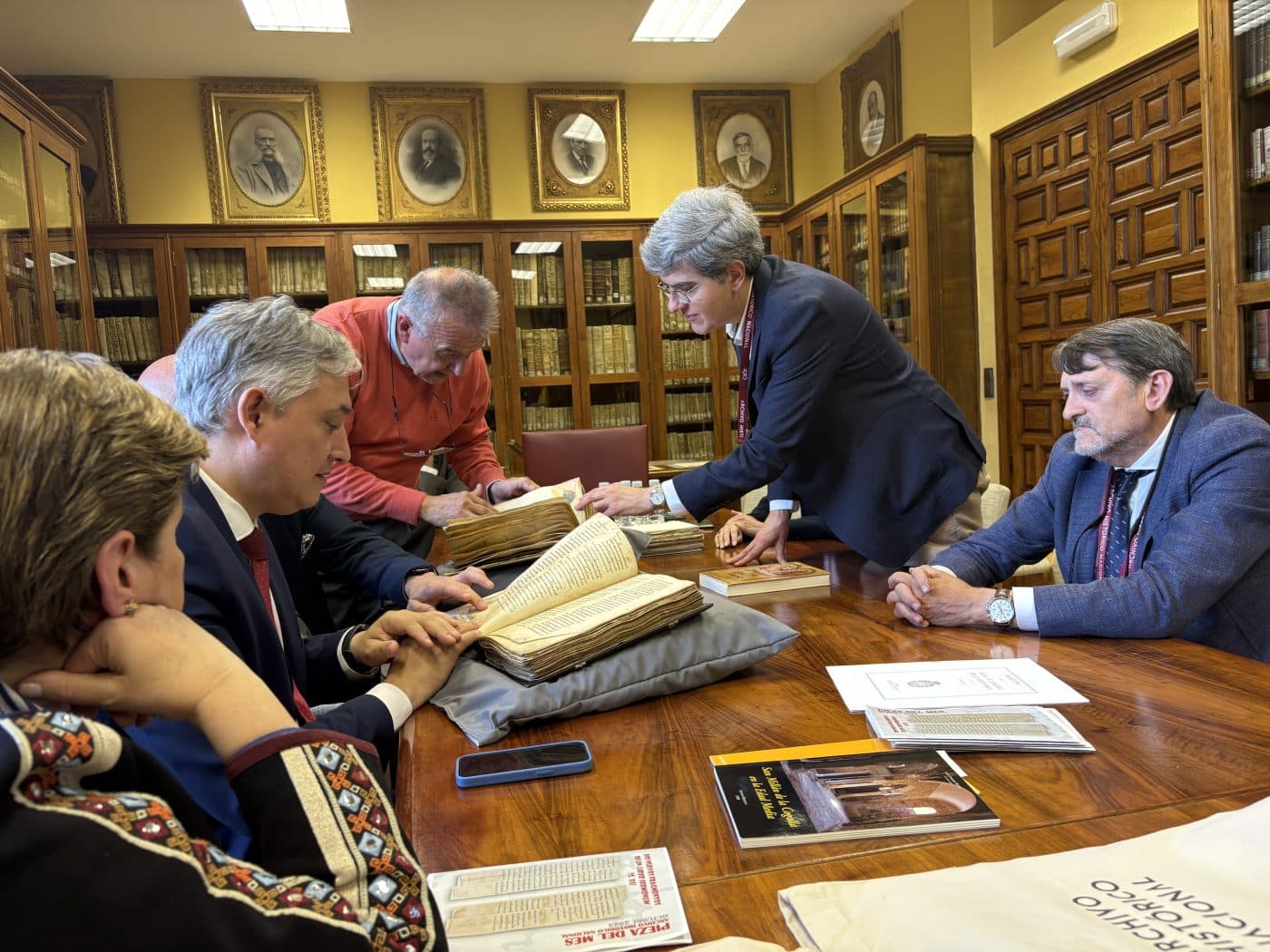 La digitalización de documentos de San Millán avanza en el Archivo Histórico Nacional: más de 14.700 imágenes ya generadas