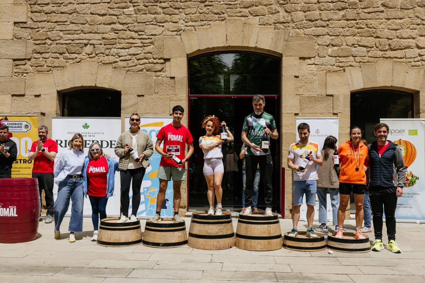 La III Carrera Solidaria Viña Pomal bate récord en Haro: más de 700 participantes y 3.000 euros recaudados para FARO