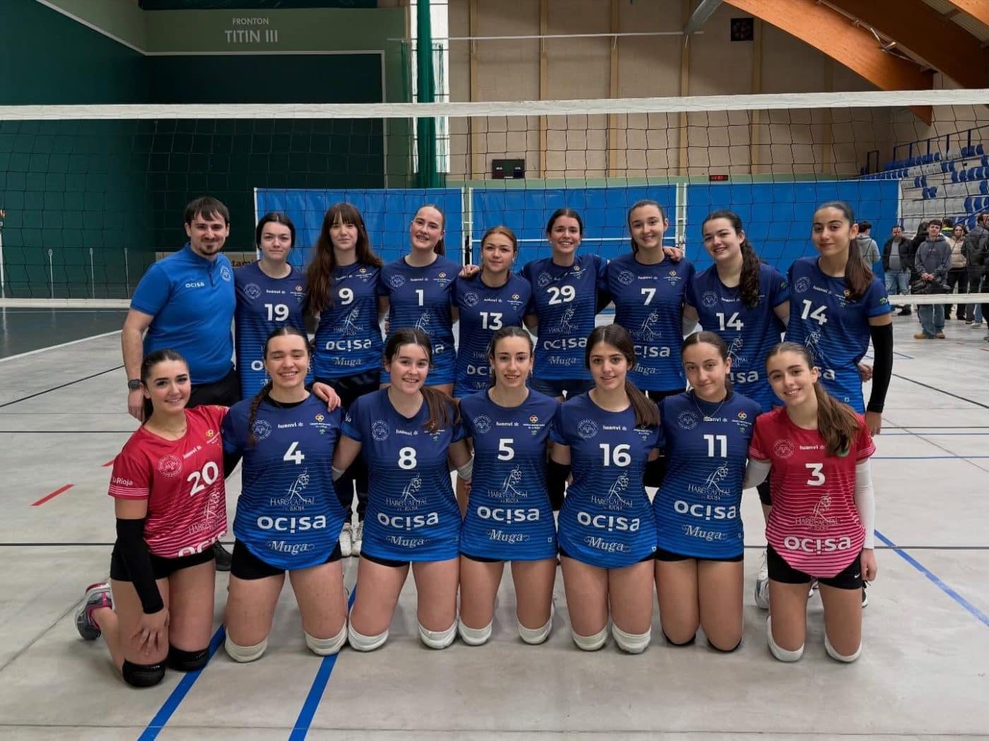 Las cadetes del Haro Rioja Vóley disputan el Campeonato de España en Almería